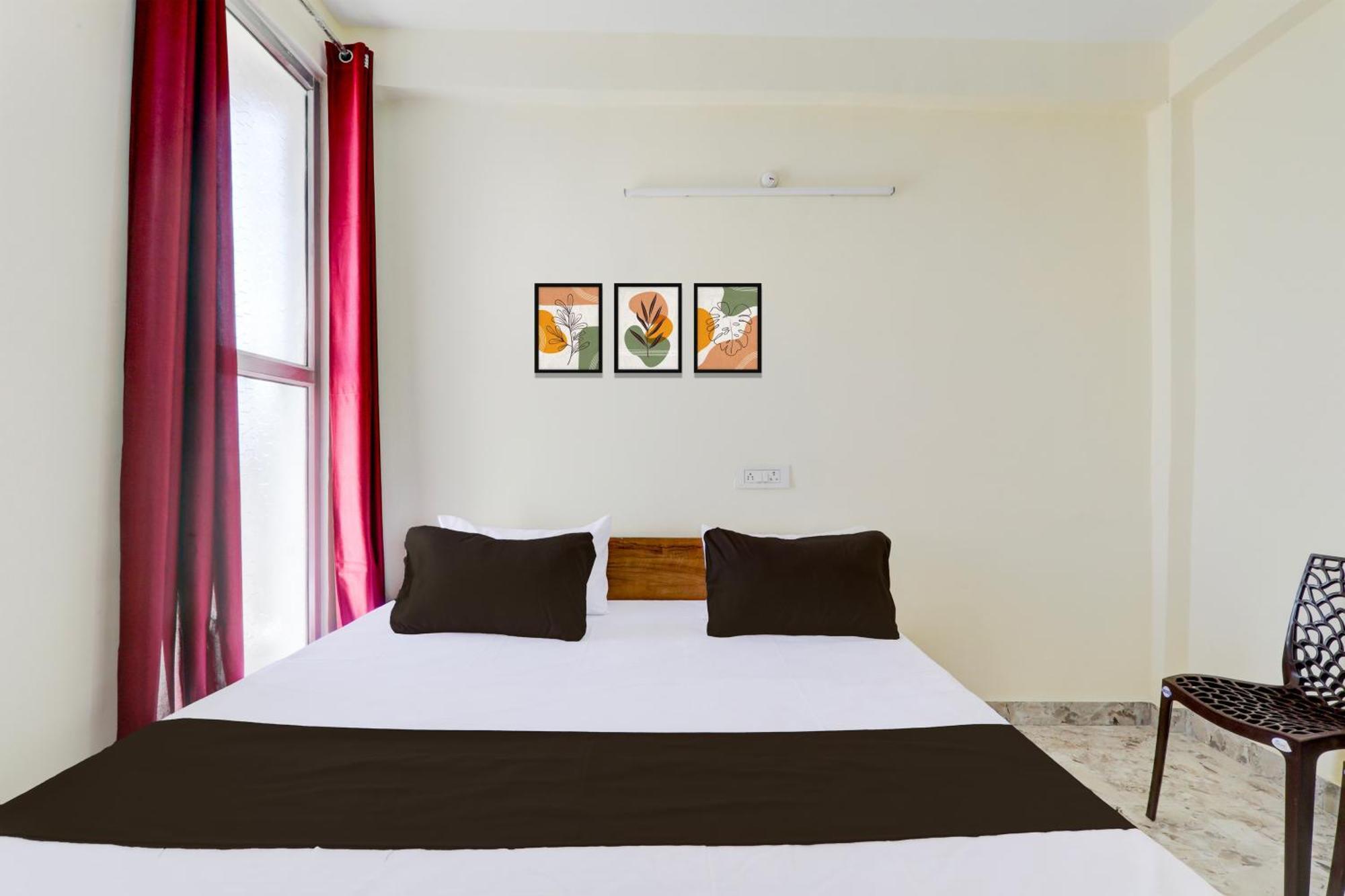 Hotel O Rn Chinhat Buitenkant foto